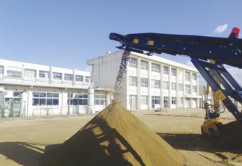 きめの細いアンダーサイズのふるい真砂土