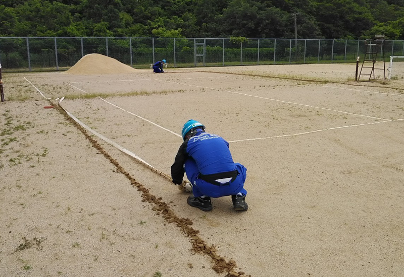 既設ラインテープの撤去