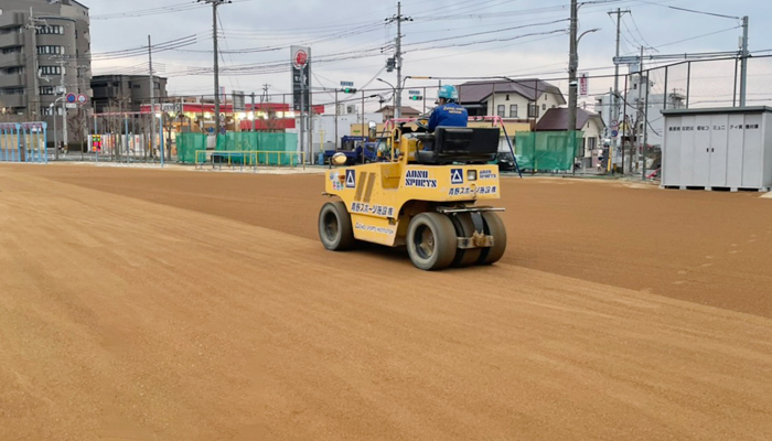 ワイドタイヤローラーで仕上げ転圧