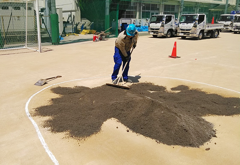 不陸箇所に補充土を充填