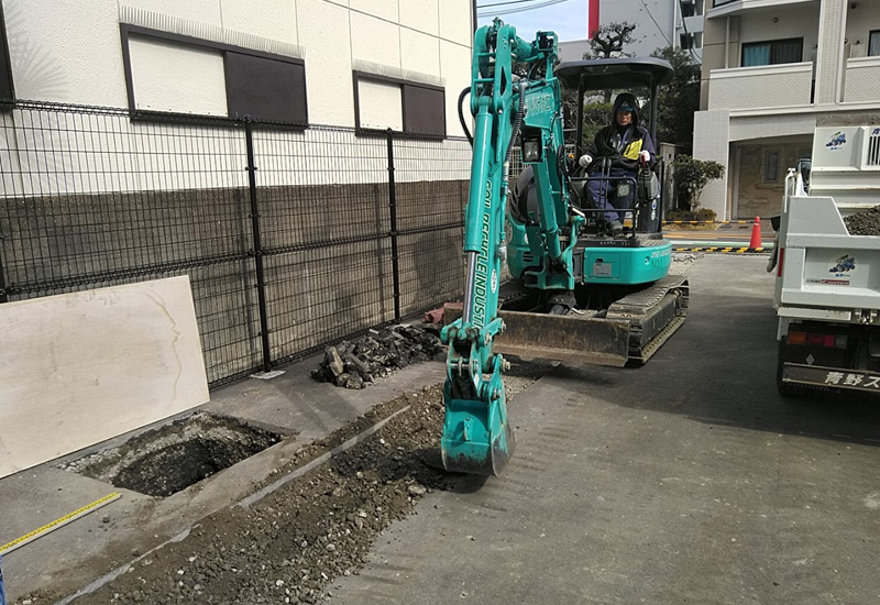 既存アスファルト撤去
