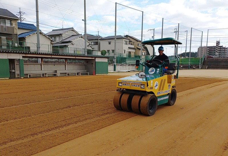 ワイドタイヤローラーにて2次転圧